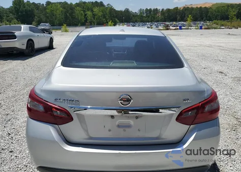 2018 Nissan Altima 2.5 z USA, uszkodzony, nr VIN 1N4AL3AP5JC173527